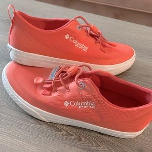 New Columbia PFG Dorado women’s sneakers 7.5 coral